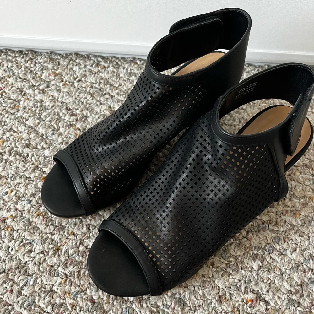 Call It Spring Wedges - Picture 3 of 9